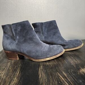 Lucky Brand Benissa Blue Suede Heel Booties Casual Pull on Boot 9M/39